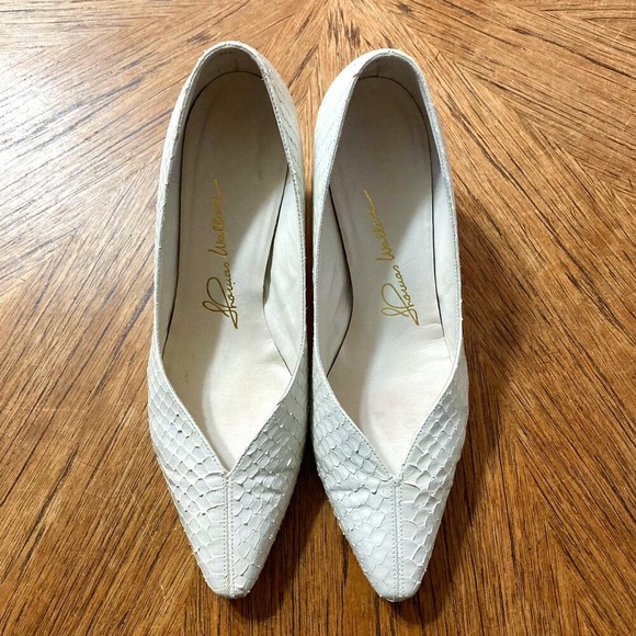Thomas Wallace Vintage Cream Snakeskin Kitten Heel Pumps - Size 7 1/2 - Picture 6 of 15